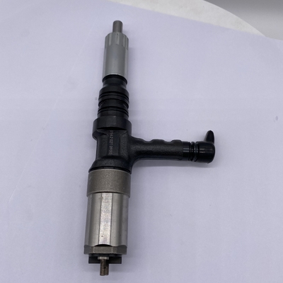 New Diesel Fuel Injector 095000-0562  0950000562 095000-0560  for KOMATSU 6218-11-3100 6218-11-3102 PC600-8